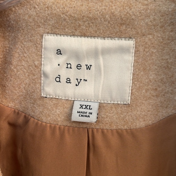 A new day coat XXL - Picture 3 of 6
